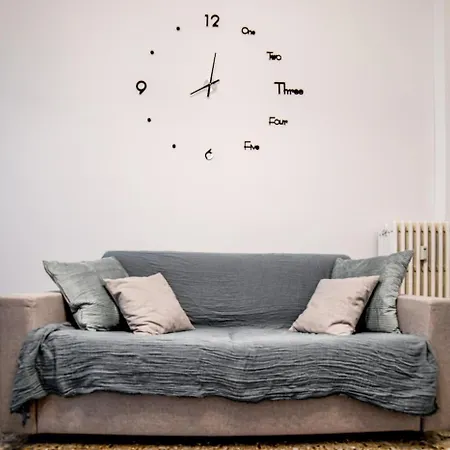 Bright In - Massaua Metro * 토리노