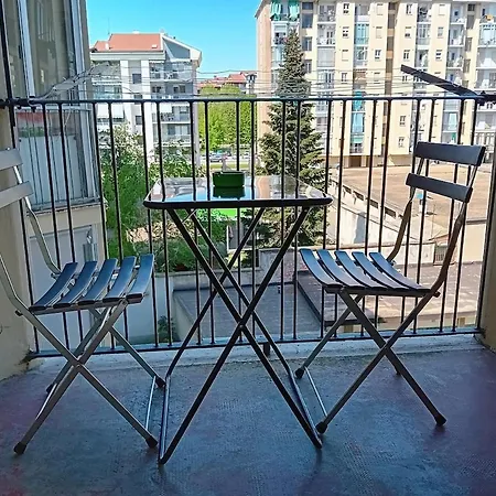 Bright In - Massaua Metro شقة